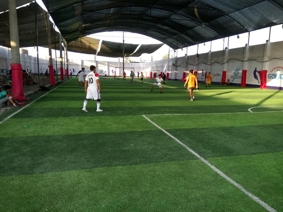 ESCUELA DE FÚTBOL